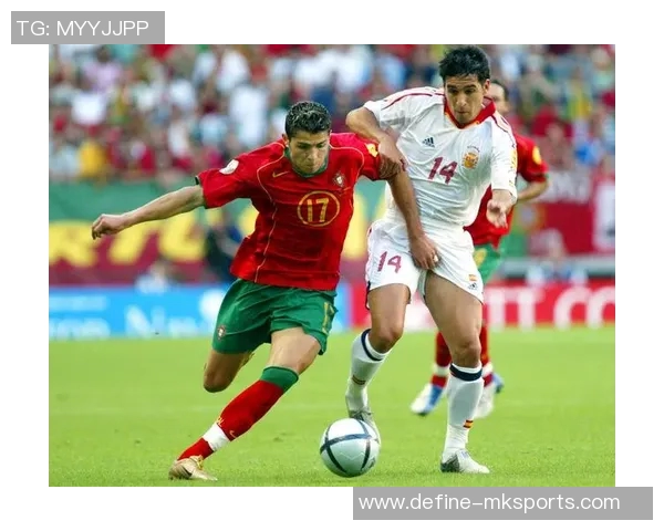 回顾2004年欧洲杯激情岁月与主题曲的音乐魅力